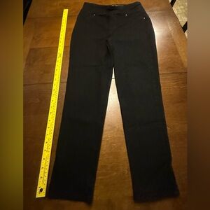 Chico's Black Jegging Ankle Pants 1.5 = US 10/M